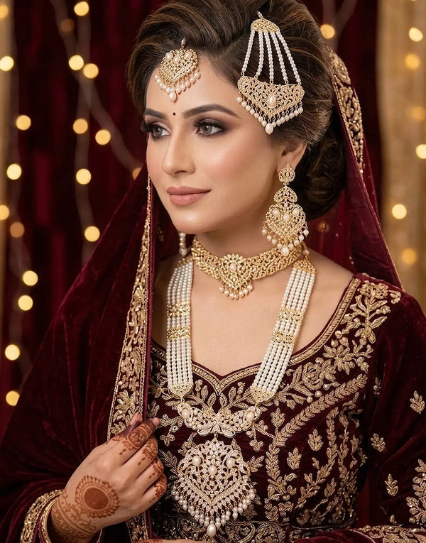 Luxurious Hyderabadi Pearl Mala Bridal Jewellery Set with Choker, Earrings, Jhumar and Maang Tikka