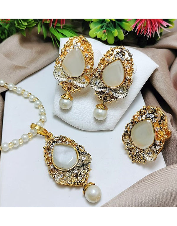 Egyptian Necklace Set with Adjustable Ring