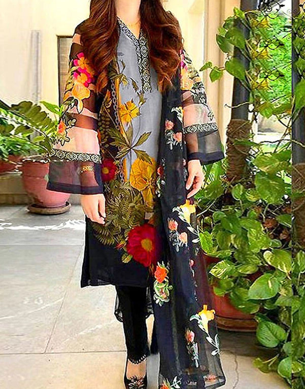 Elegant Embroidered Lawn Dress with Chiffon Dupatta