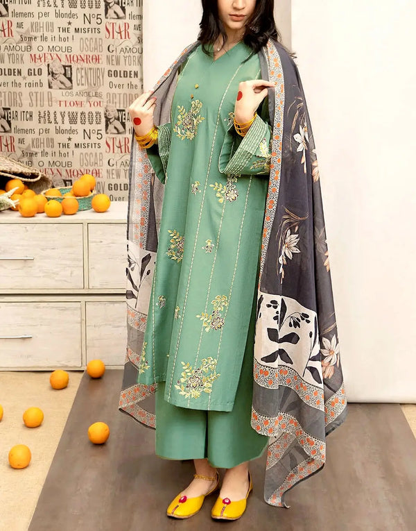 Elegant Embroidered EID Lawn Dress with Printed Diamond Dupatta