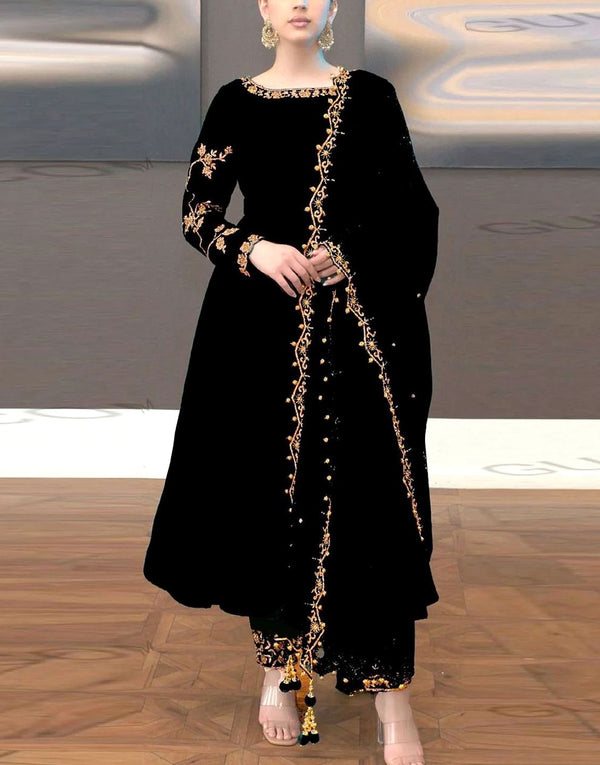 Decent Embroidered Velvet Black Wedding Dress with Organza Dupatta