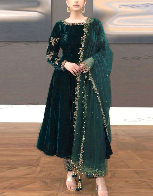 Decent Embroidered Emerald Green Velvet Dress with Organza Dupatta