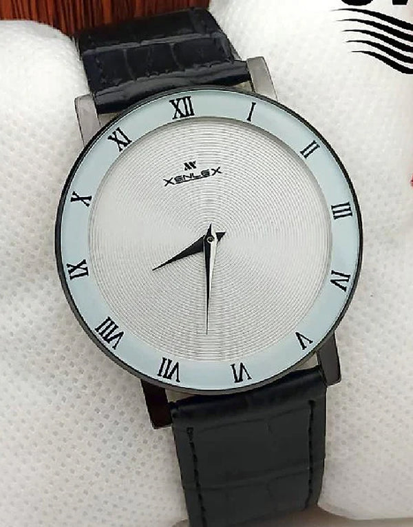 Elegant Leather Strap Men's Watch