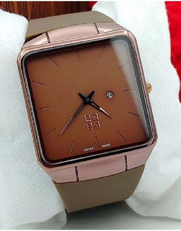Trendy Men's Brown Rubber Strap Watch