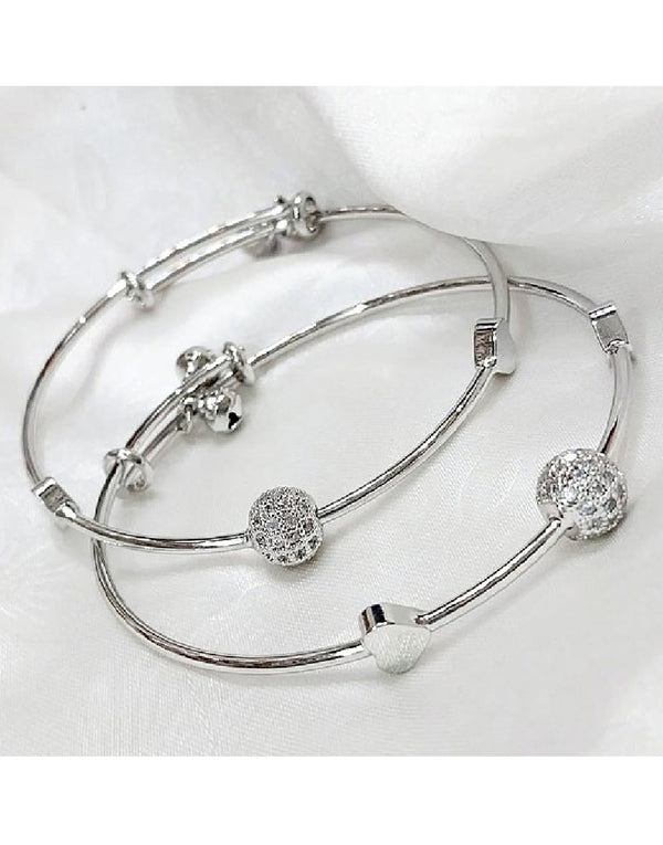 Pair of Adjustable Silver Bracelet Kara for Women