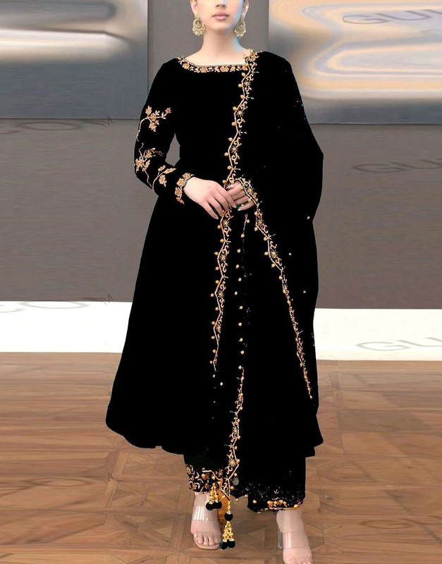 Decent Embroidered Black Velvet Suit (9000 Micro) with Embroidered Organza Dupatta.
