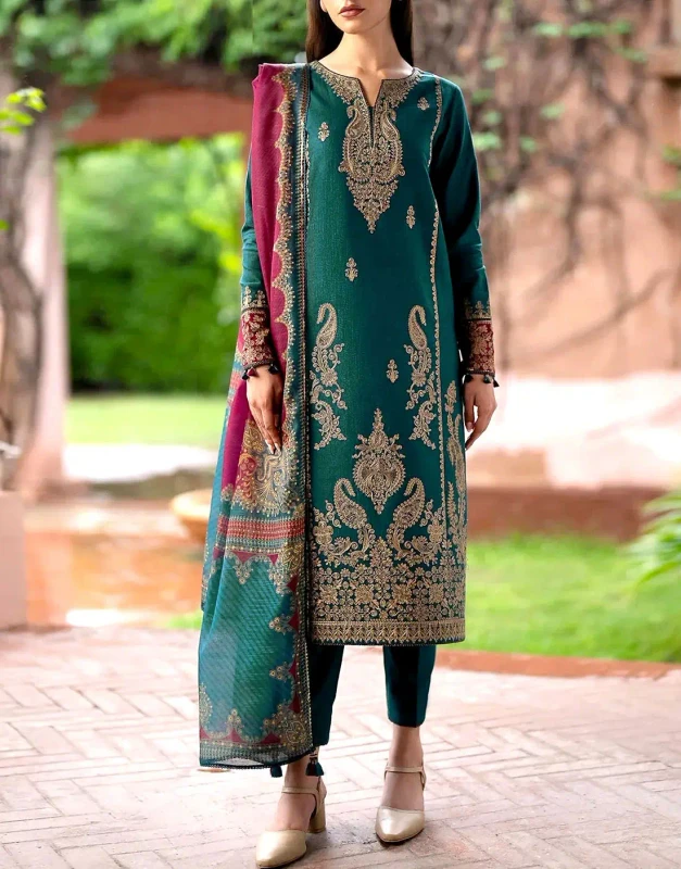 Elegant embroidered Dhanak winter dress for women front view - unstitched Pakistani warm outfit with digital Kotrai shawl