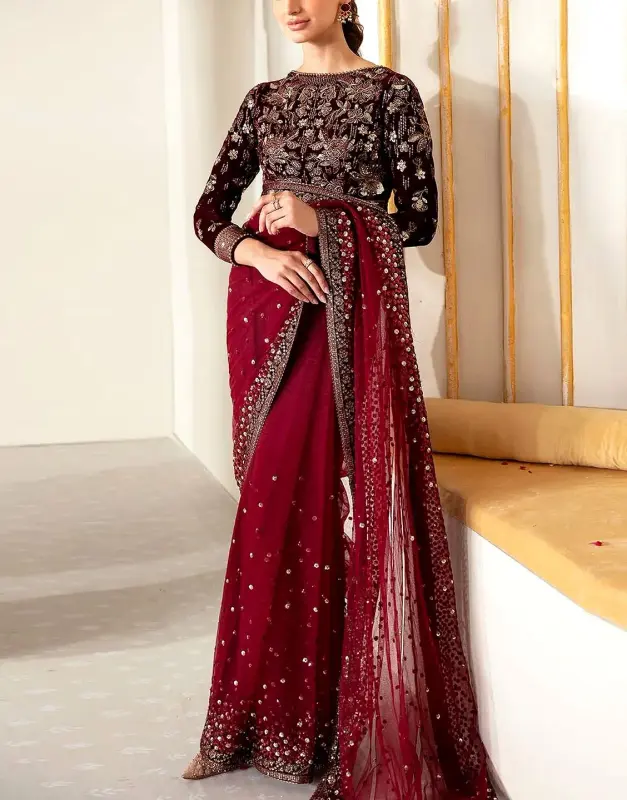 Luxury Heavy Embroidered Velvet and Net Bridal Saree 2026 (7 Yards) with heavy pallu embroidery.
